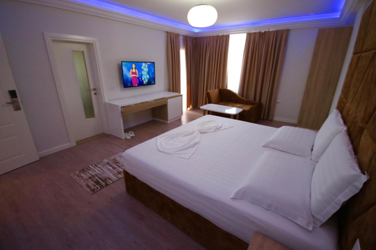 Eljos Hotel Fushe-Kruje Εξωτερικό φωτογραφία